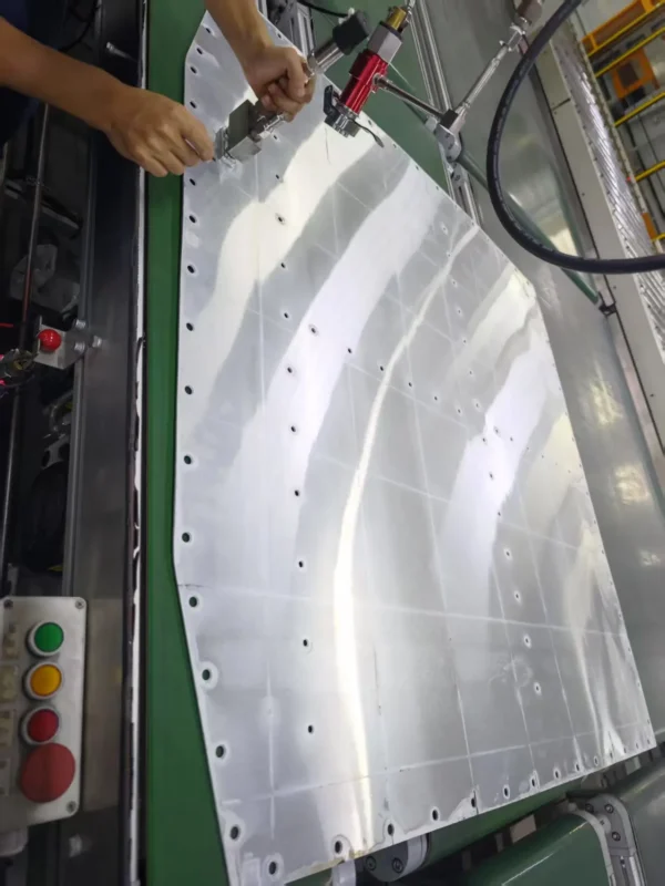 cooling plate for battery energy storage - Image 4